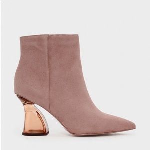 Charles & Keith sculpture Lucite Heels